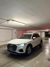 AUDI Q3 35 TDI S TRONIC BUSINESS ADVANCED