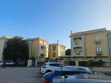 Trilocale con posto auto e ascensore