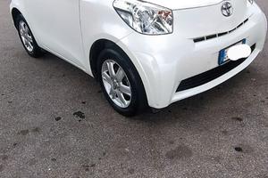 Toyota IQ 1.0 Sol