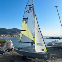 RS FEVA XL  Barca a vela completa di tutto