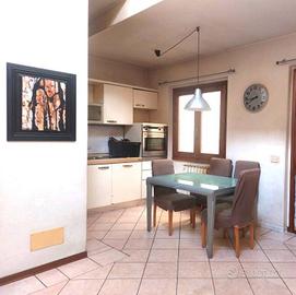 Appartamento di 85 m² con 5 locali a Carmignano