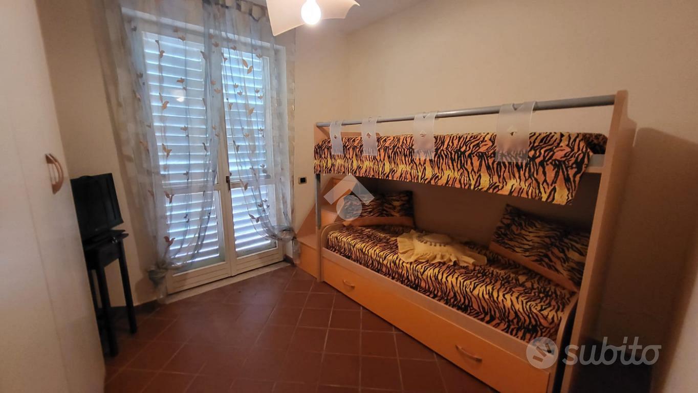 VILLA SINGOLA A PIETRASTORNINA - Altro