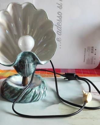 Particolare abajour Vintage. Conchiglia & omaggi