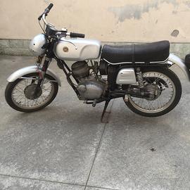 Gilera 124 SV
