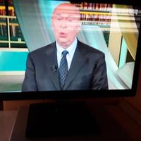 Televisore Samsung 24" con telecomando