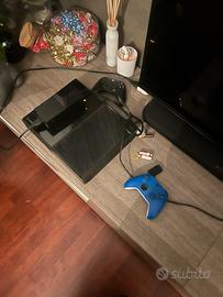 Xbox one +2 pad e giochi