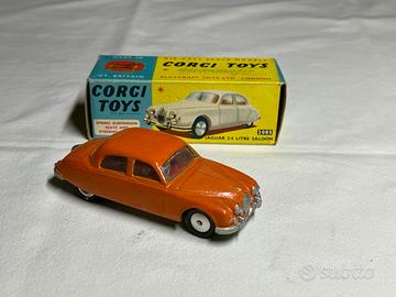 Lotto di automodelli vintage anni ‘50 Corgi Toys