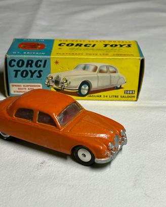 Lotto di automodelli vintage anni ‘50 Corgi Toys