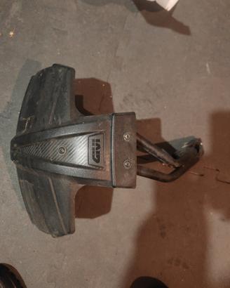 Parafango posteriore GIVI per Honda X-ADV 750 