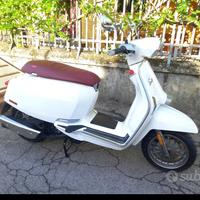 Lambretta v200