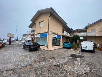 Negozio/ufficio in posizione strategica