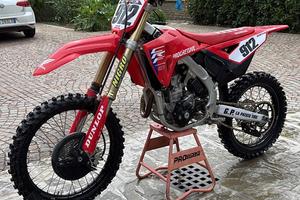 HONDA CRF 250 2024