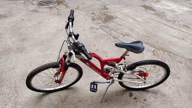 bicicletta Mountain bike 26 