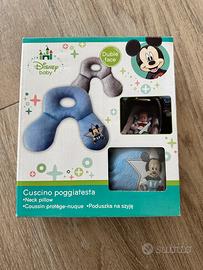 Cuscino poggiatesta Disney azzurro.