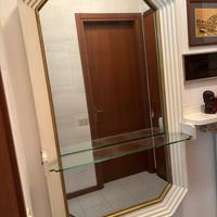 Specchio con mensola