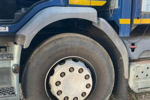 Renault premium 2004