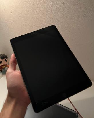 Ipad sesta generazione ( 2018 )