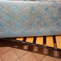 Rete a doghe e materasso singolo
