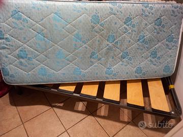 Rete a doghe e materasso singolo