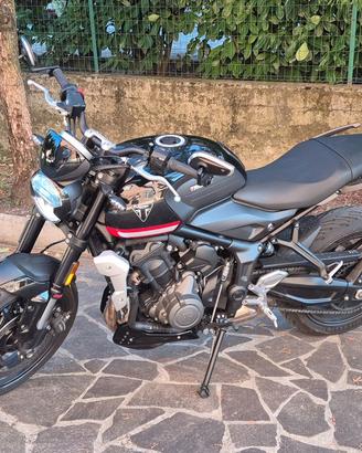 Triumph Trident 660