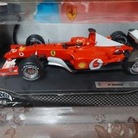 Ferrari F2002 Michael Schumacher 1:18 Hotwheels