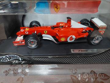 Ferrari F2002 Michael Schumacher 1:18 Hotwheels
