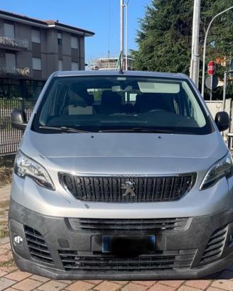 Peugeot Expert travel 9 posti