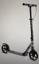 Monopattino MID 9 Grigio seminuovo