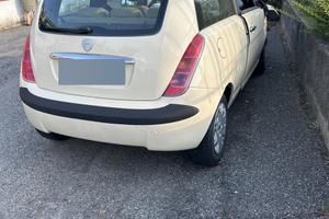 Lancia Y