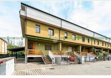 Villa a schiera Castelfranco Emilia