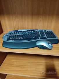 Tastiera e mouse Microsoft 