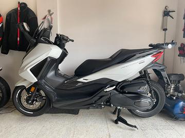 Honda Forza 350 2025 Nuovo !!