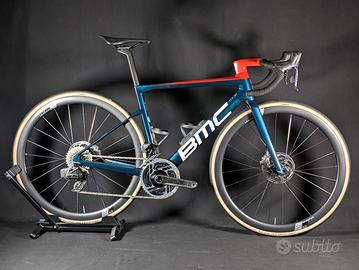 Bici da corsa BMC Teammachine SLR 01 One Red AXS  