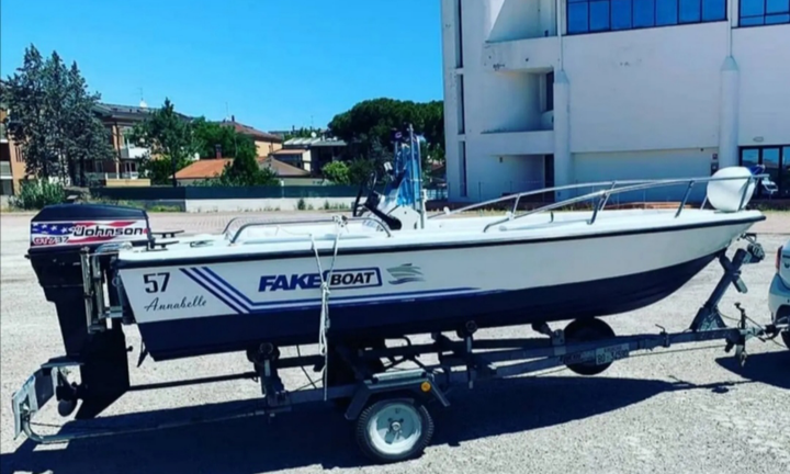 Barca Open e carrello Ellebi