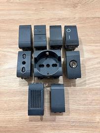 Articoli BTicino Living neri – come nuovi – 390€