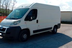 Peugeot boxer DIESEL E METANO 2011