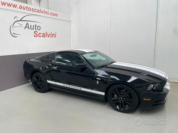 Mustang 3.7 V6 224cv automatic