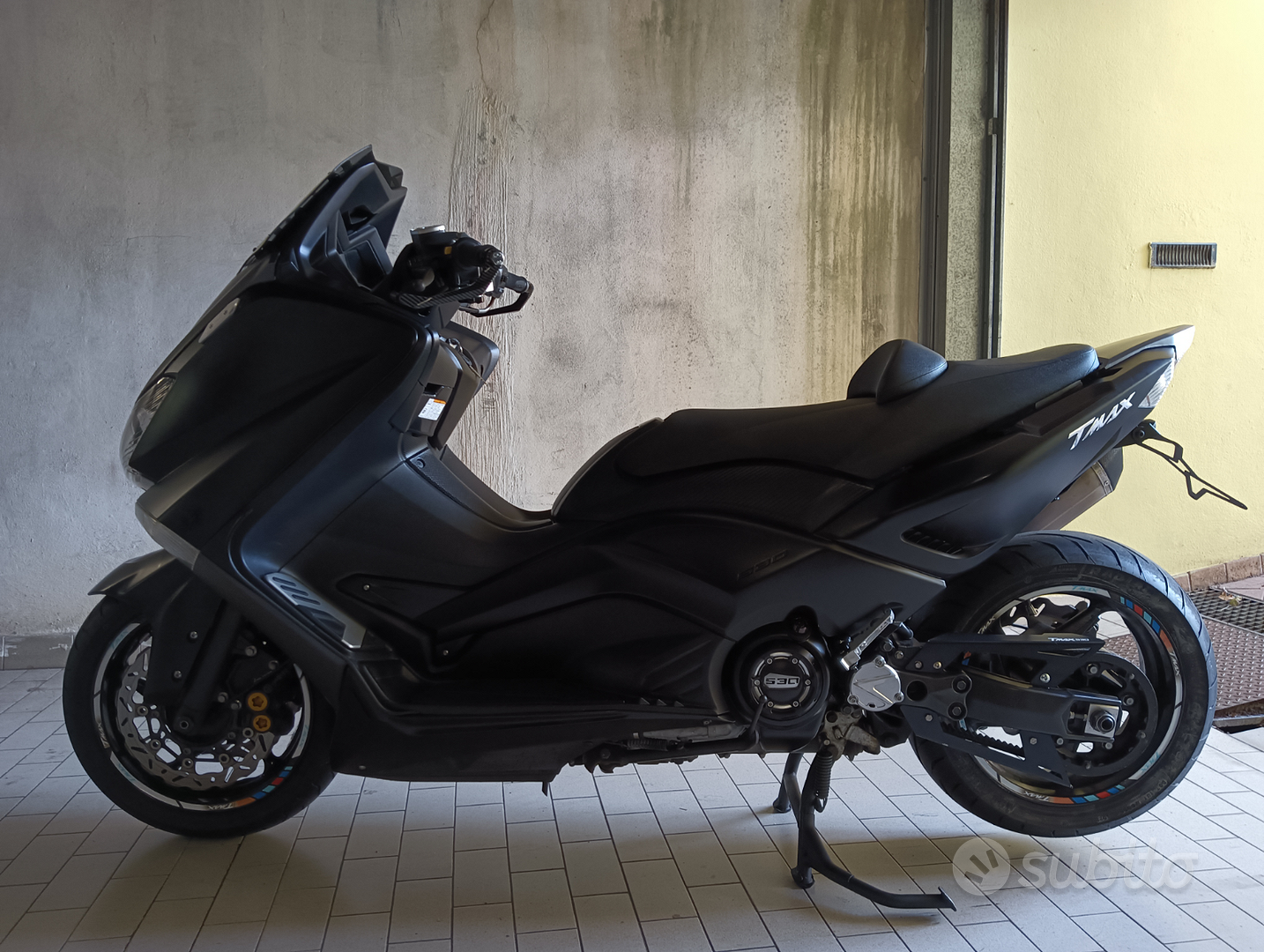 yamaha tmax 500 - scooter usato  Motomarche Latini - moto scooter  Senigallia