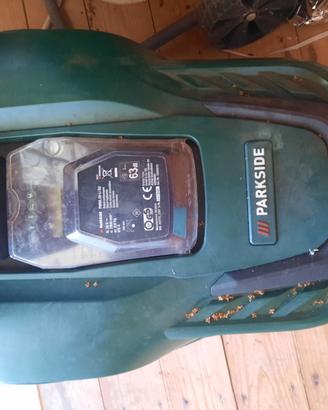 Robottino taglia erba