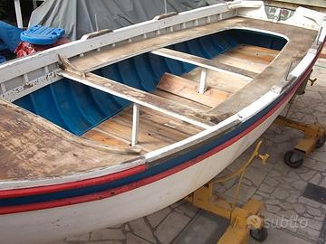 Barca a remi con Motore Seagull HP 5 (d'epoca)