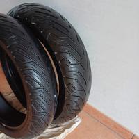 Vendi gomme michelin per scooter 