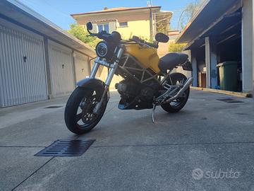 DUCATI MONSTER 600 ANNO 1999