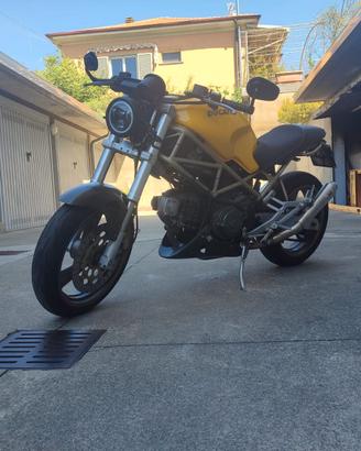 DUCATI MONSTER 600 ANNO 1999
