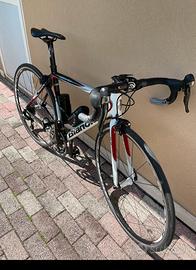 Bicicletta corsa Bianchi carbonio