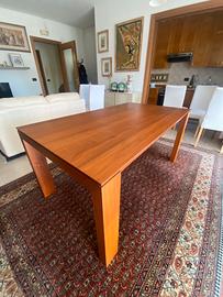 Tavolo in legno PERFETTO!