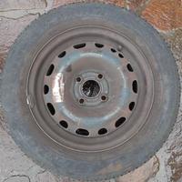 gomme da neve Dunlop 175/65/14 82T