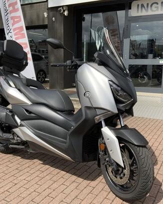 Yamaha X-Max 400