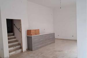 Immobile di 70 m² con 1 locale a Sparanise