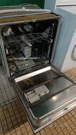 lavastoviglie ad incasso Ignis