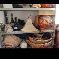 suppellettili diversi oggetti 